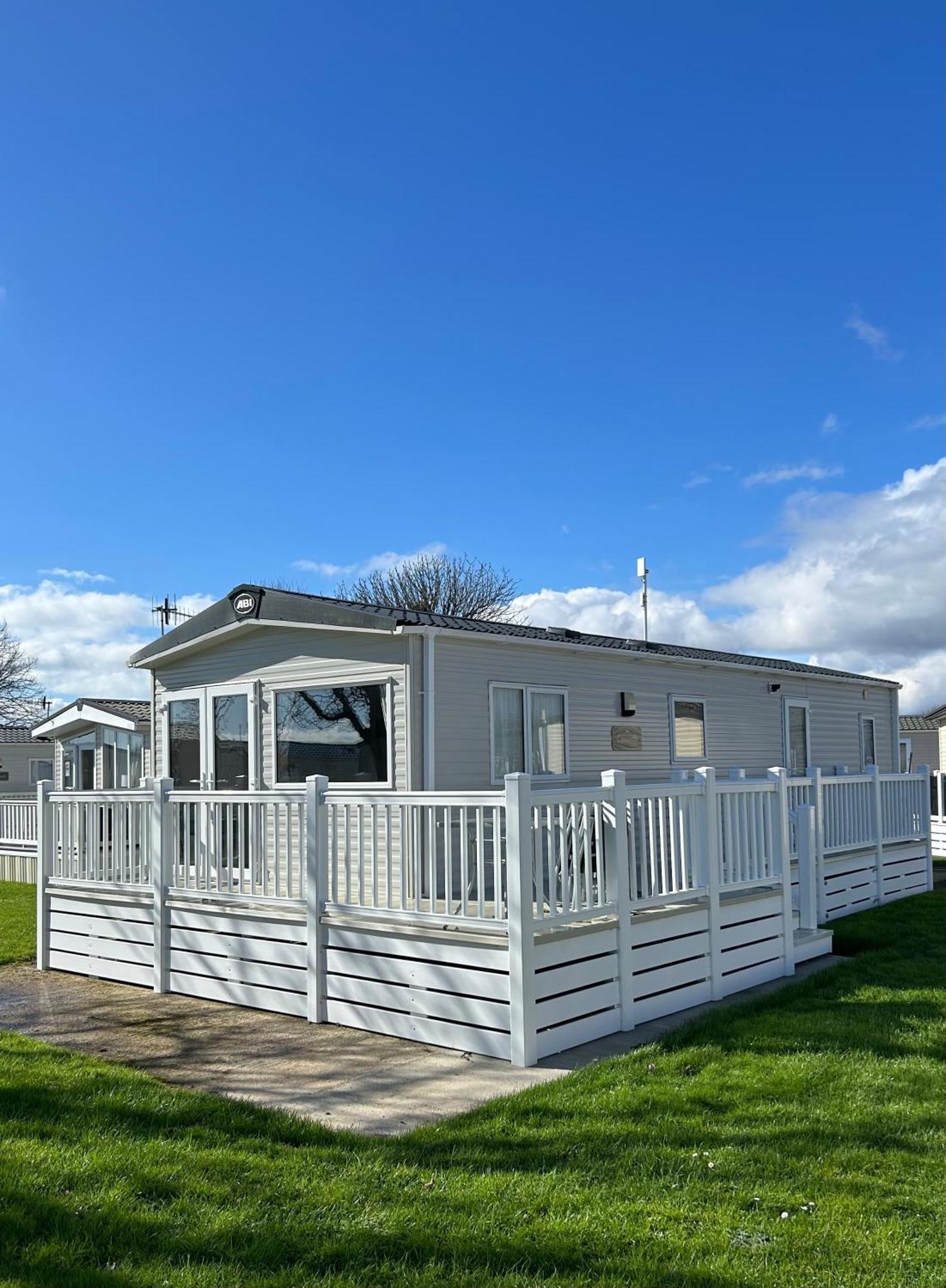 Bertie-By-The-Sea At Hoburne Naish 호텔 하이클리프 외부 사진
